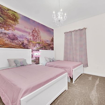 New Spacious And Themed 5 Bedroom Home Minutes From Disney And Waterparks! オーランド エクステリア 写真